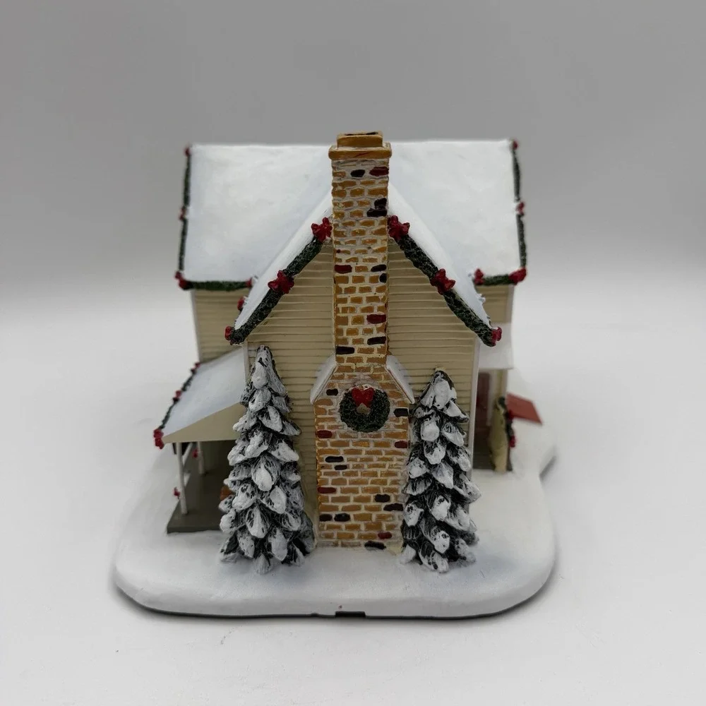 Vintage John Deere Creek Hawthorne Village Light Up Christmas‎ Farm House 2007